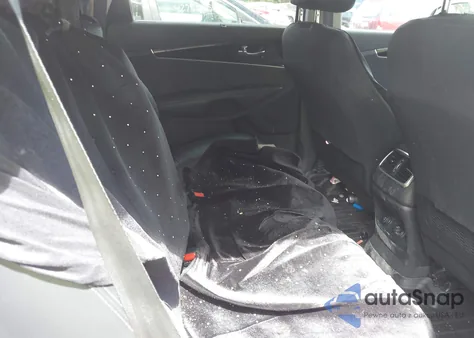 2017 Kia Sorento 3.3L Ex z USA, uszkodzony, nr VIN 5XYPHDA52HG321827